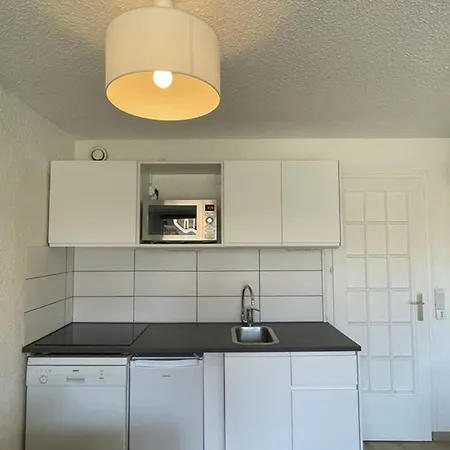 Confortable Au Centre De L'alpe D'huez, Pres Des Pistes Et Commerces - 4 Pers, Terrasse Sud - Fr-1-405-123 Apartment Alpe d'Huez